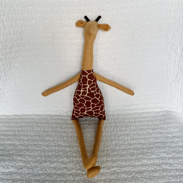 22” Honey Northern Giraffe in Brown