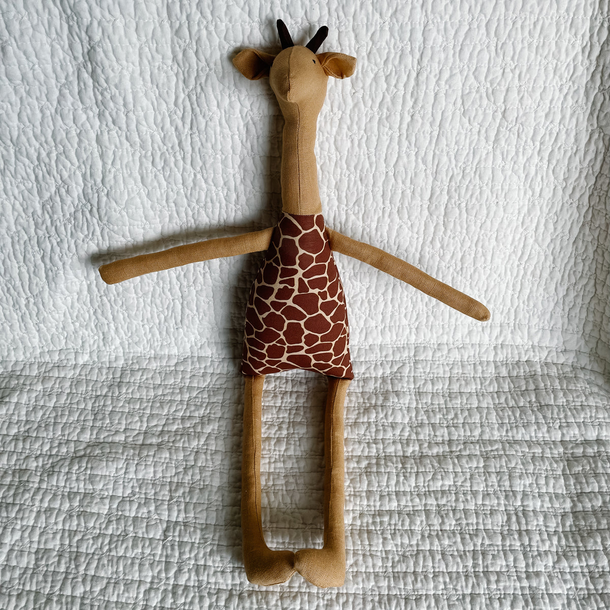 22” Honey Northern Giraffe in Brown – Basil Village