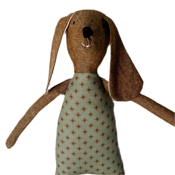 18" Mottled Brown Burdock Dog in Sage Green