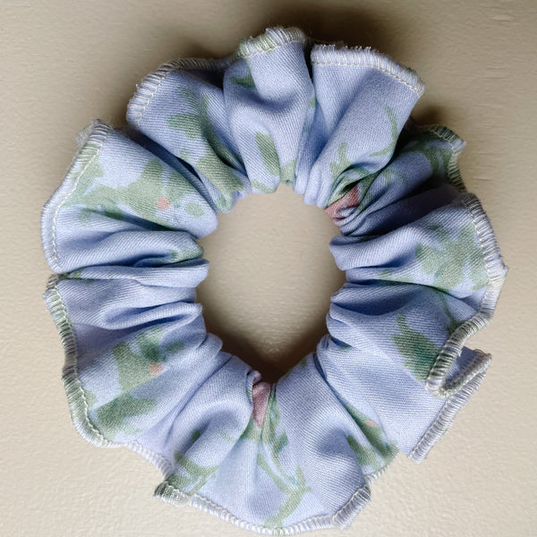 Scrunchi in Blue Tea Rose