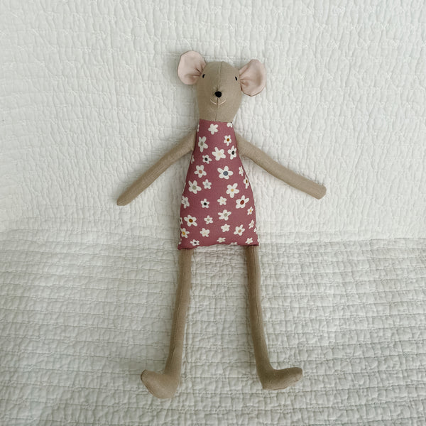 18" Tan Anemone Circus Mouse in Mauve