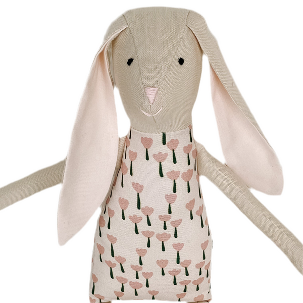 18" Sand Tulip Rabbit in Pink