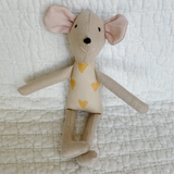 8" Sand Yellow Heart Mouse