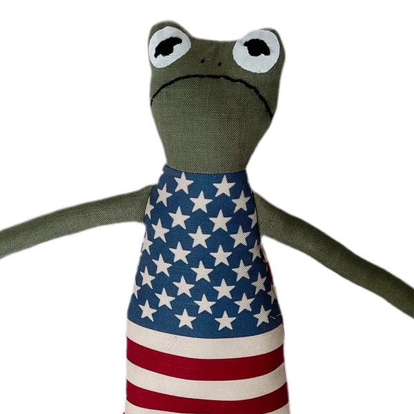 18" Green USA Flag Frog