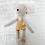 8" Tan Dill Mouse in Tan