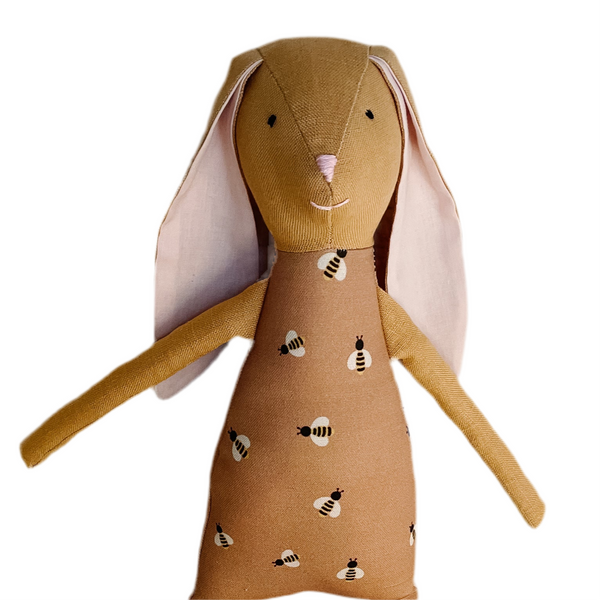 18" Honey Bee Rabbit in toasted wheat