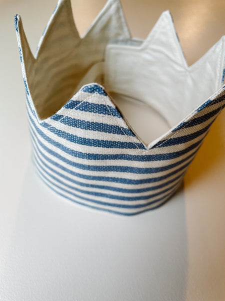 Creative Play Crown in Blue Kale