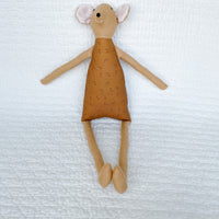 18" Honey Rose Bud Mouse in Toast