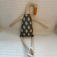 18" Sand Runner Duck in Colonial Blue Daisy