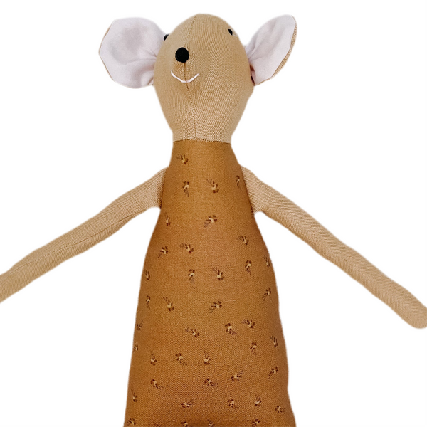 18" Honey Rose Bud Mouse in Toast
