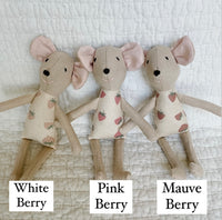 8" Sand Strawberry Mouse in White Berry