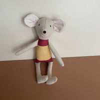 8" Sand Spanish Flag Mouse