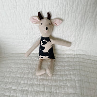 8" Sand Cow in Black