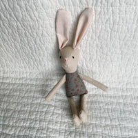 8" Sand Rose Patch Bunny in Green