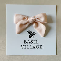 Small Classic Bow