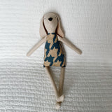 18" Sand Houndstooth Dog in Blue