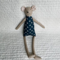 18" Tan Snow in Summer Mouse in Blue