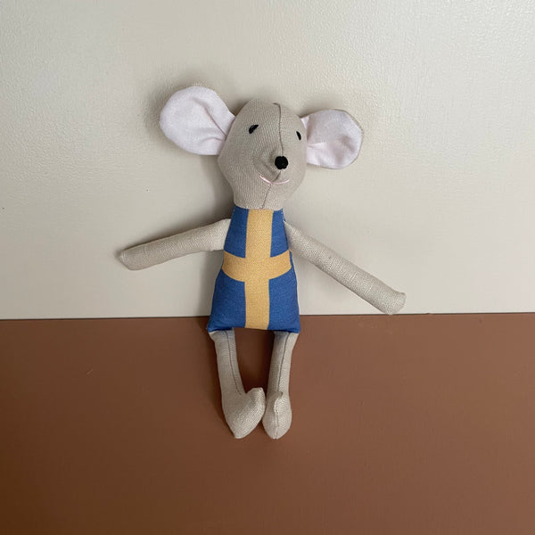 8" Sand Swedish Flag Mouse