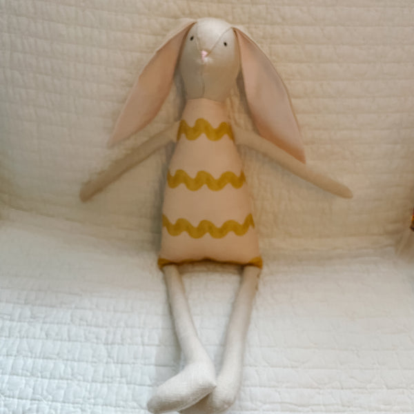 18" Sand RicRac Rabbit in Yellow