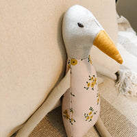 18" Sand Buttercup Bird