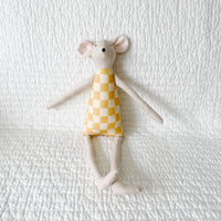 18" Sand Checkered Mouse in Yellow