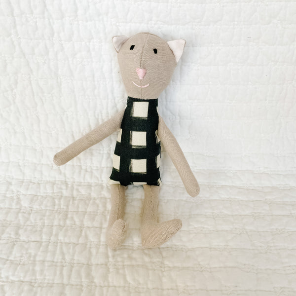 8" Tan Gingham Cat in Black