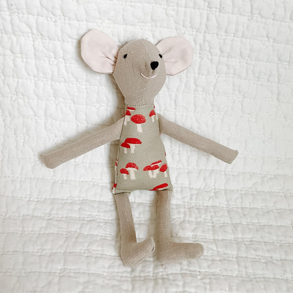 8" Tan Mushroom Mouse in Pale Green