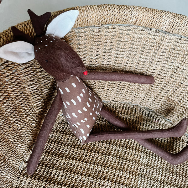 18" Brown Deer Rudolf