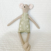 18" Tan Dill Mouse in Green