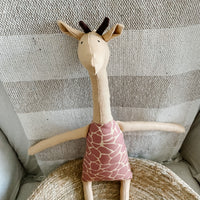 22” Honey Northern Giraffe in Pink